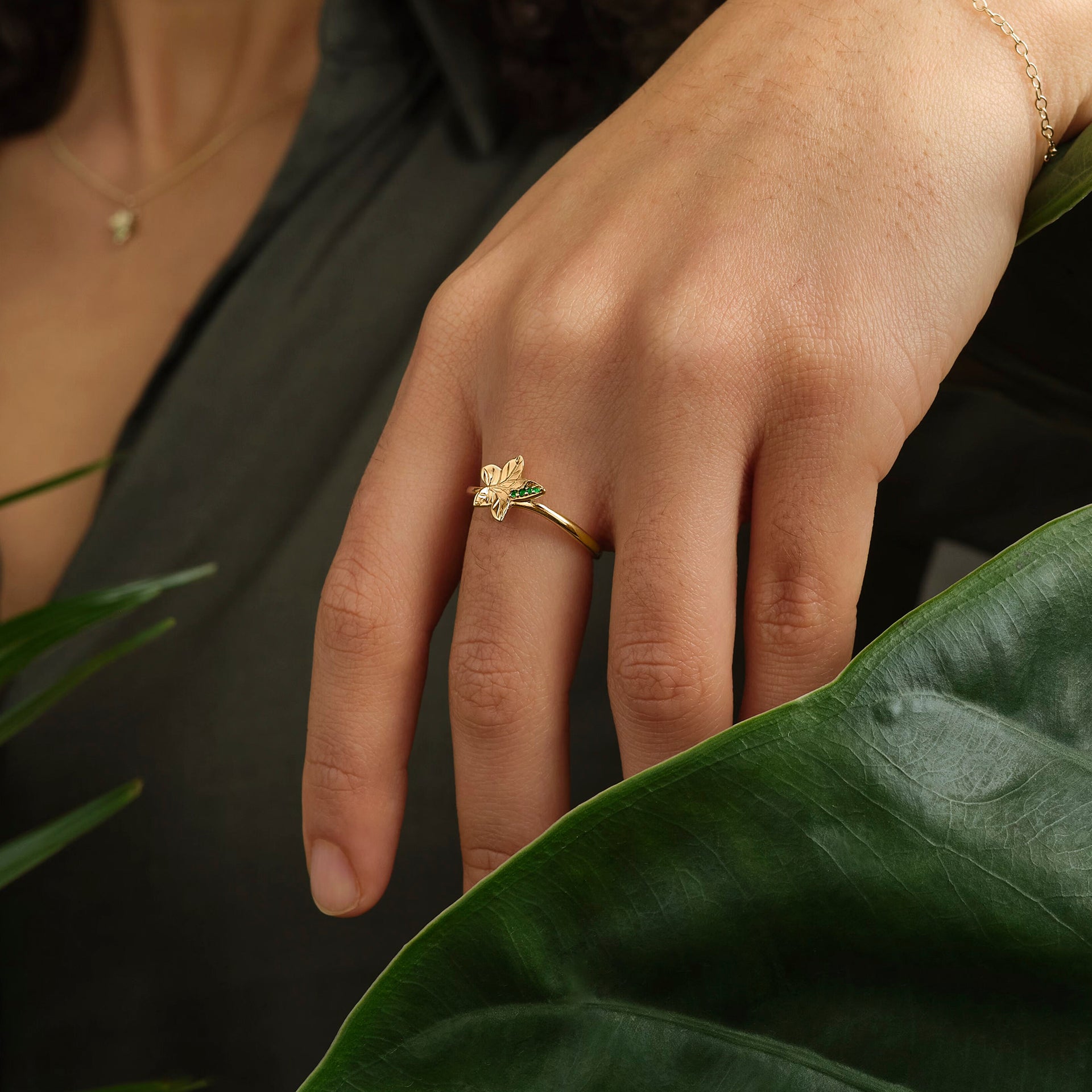 Ivy Leaf Gold Ring - Main Image