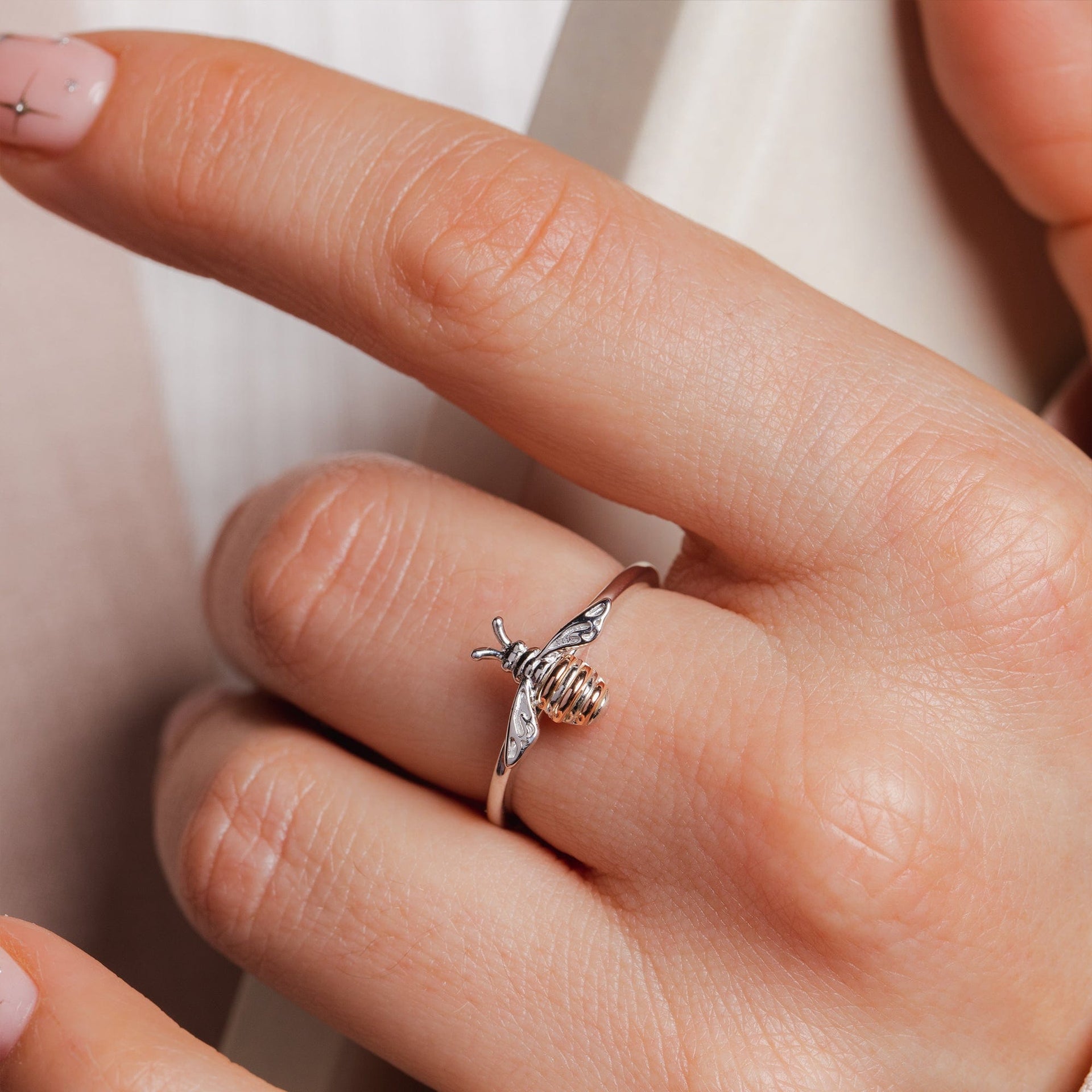 Honey Bee Ring