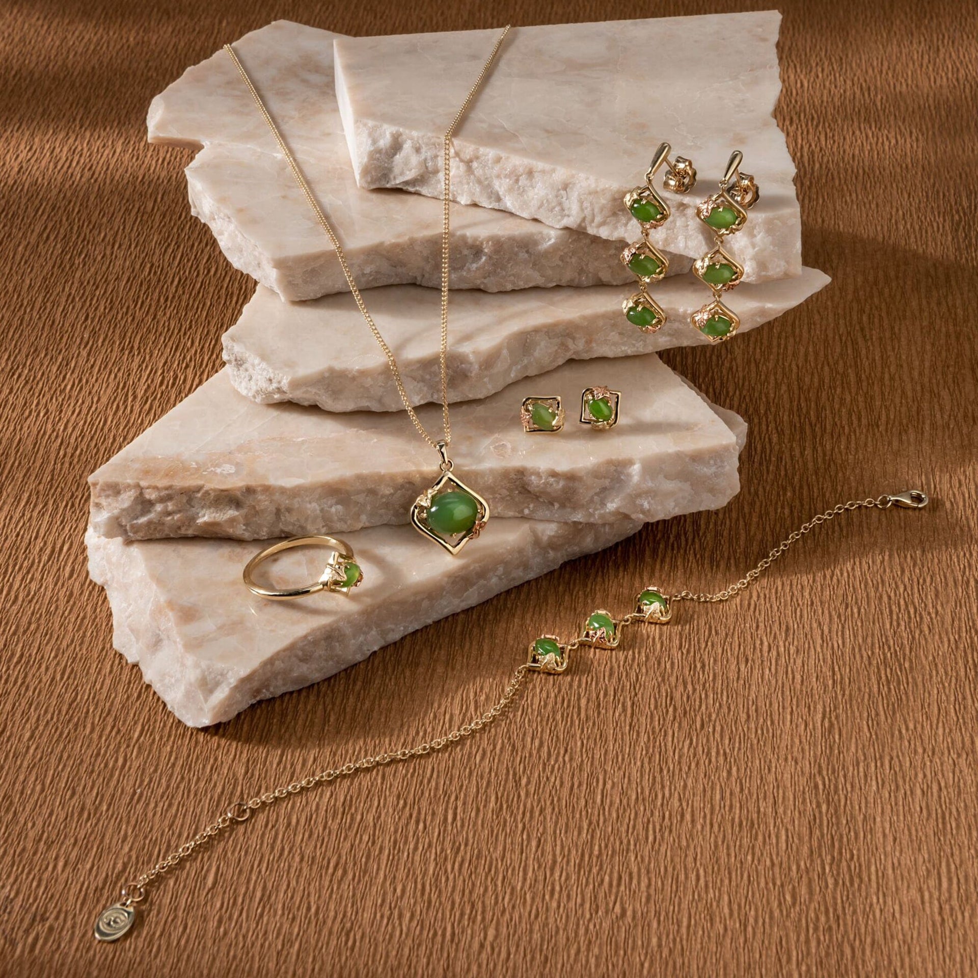 Ivy Leaf Gold and Green Jasper Ring